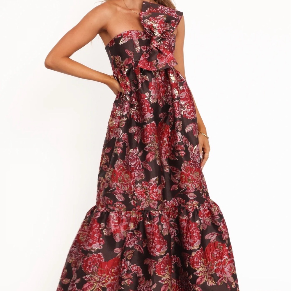 Petal + Pup Betina bow front Floral Ruffle Maxi Dress - Picture 2 of 9